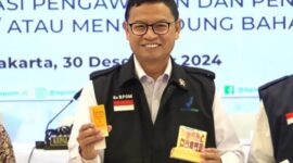 Kepala BPOM Taruna Ikrar paparkan produk kosmetik berbahaya senilai hampir Rp9 miliar. (Foto: BPOM RI)