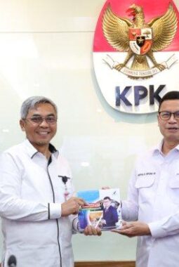 Cegah Korupsi, Taruna Minta KPK Berkantor di BPOM