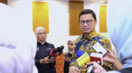 Kepala BPOM Taruna Ikrar meminta masyarakat waspada akan peredaran kosmetik yang mengandung bahan berbahaya. (Foto: BPOM)