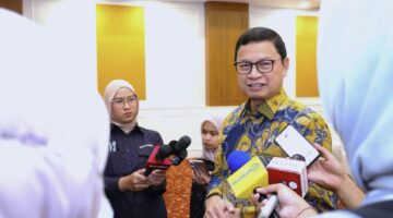 Kepala BPOM Taruna Ikrar meminta masyarakat waspada akan peredaran kosmetik yang mengandung bahan berbahaya. (Foto: BPOM)