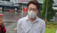 Dokter Richard Lee diperiksa di Polda Metro Jaya sebagai tersangka kasus dugaan pelanggaran perlindungan konsumen. (Foto: Sehatcantik.id)