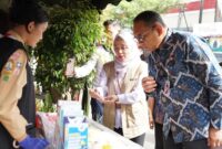 Warna mencolok takjil jadi perhatian BBPOM DKI di Pasar Gandaria Utara demi keamanan konsumen. (Foto: BBPOM Jakarta)