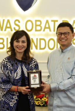 BPOM–AmCham Bahas Kepastian Regulasi dan Dorong Investasi Kesehatan