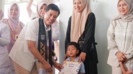 Kolaborasi pemerintah, ulama, dan masyarakat mengantar Aceh menjadi model nasional percepatan imunisasi anak. (Foto: Kemenkes RI)