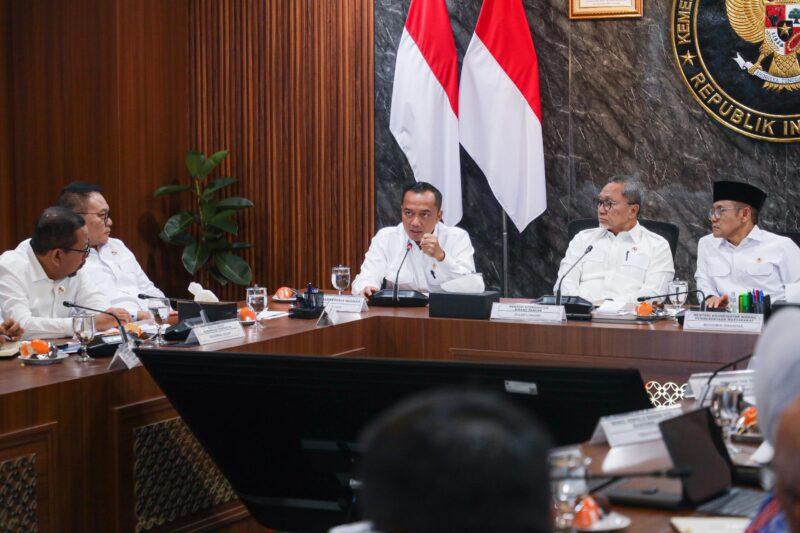 Pemerintah mengevaluasi dan menata ulang Program Makan Bergizi Gratis agar lebih tepat sasaran, berkualitas, dan efisien. (Foto: Setneg)
