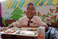 Anggaran MBG menyusut, tetapi tantangan terbesar justru memastikan kualitas gizi dan tata kelola tetap berdiri kokoh. (Foto: prabowosubianto.com)