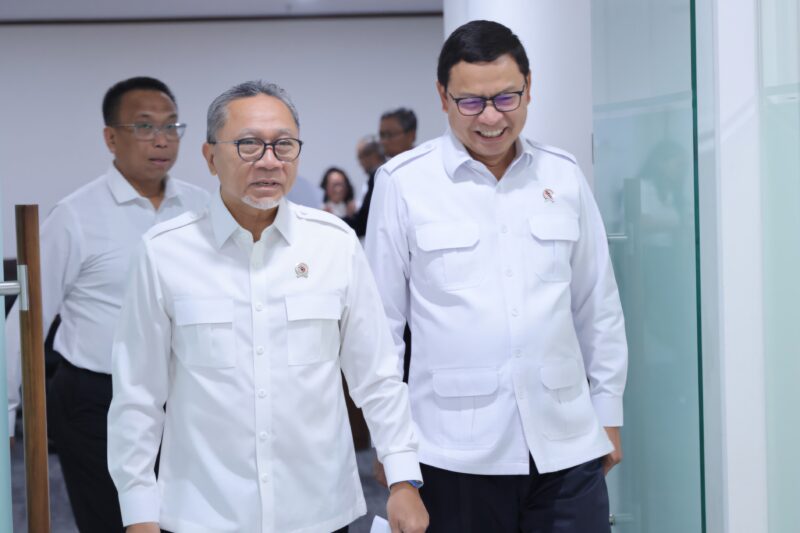 BPOM pastikan tiga sektor di Koperasi Desa Merah Putih — gudang pendingin, gerai pangan, dan apotek desa — diawasi ketat. (Foto: Sekretariat Presiden)