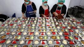 Setelah masa evaluasi, MBG kembali didistribusikan dengan standar layanan yang diperketat. (Foto: Sbw/Sehatcantik.id)