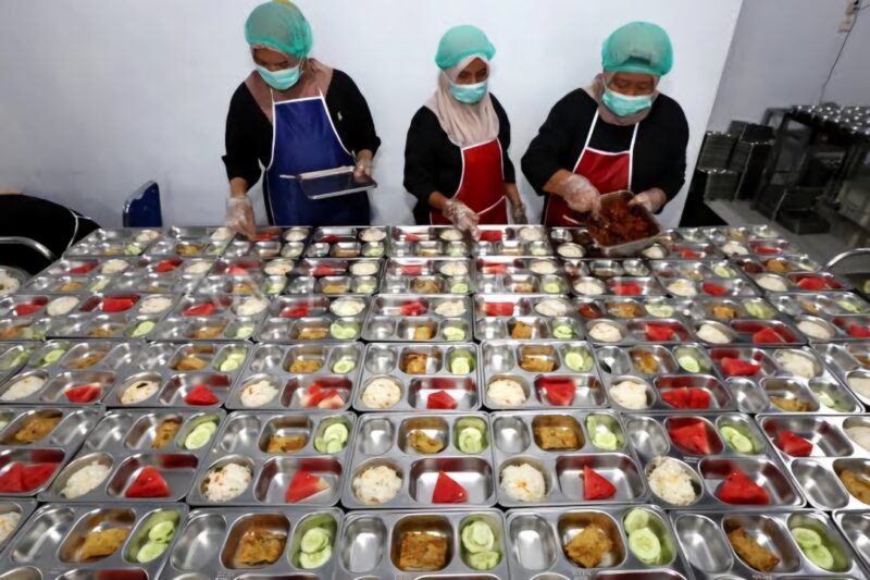 Setelah masa evaluasi, MBG kembali didistribusikan dengan standar layanan yang diperketat. (Foto: Sbw/Sehatcantik.id)