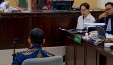 dr. Richard Lee tantang Doktif hadir di persidangan Kamis esok usai sebut sang saksi pelapor dua kali mangkir. (Foto: Sbw)