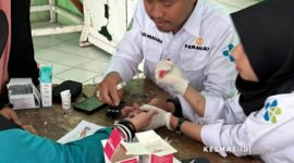 Kemenkes RI kini mewajibkan pelacakan (tracing) 100 persen terhadap seluruh kontak erat penderita TB langsung ke rumah-rumah demi mengejar target Indonesia Bebas TB 2030. (Foto: Kemenkes)