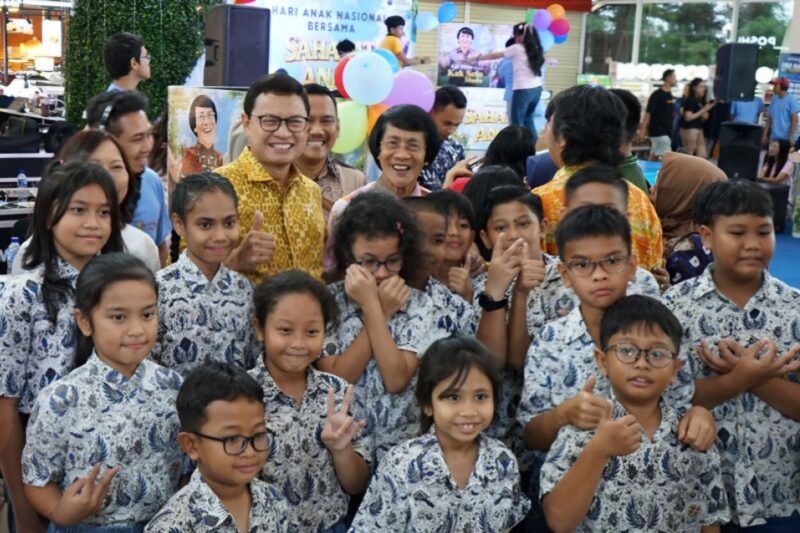Taruna Ikrar dan Kak Seto hadiri pemutaran film Sahabat Anak di Jakarta, ajak masyarakat lindungi generasi emas 2045 dari pangan tidak aman. (Foto: Sbw)