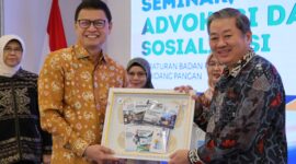 BPOM luncurkan tiga peraturan, tiga keputusan, dan 15 buku pedoman demi perkuat sistem keamanan pangan nasional berbasis sains. (Foto: Sbw/Sehatcantik.id)