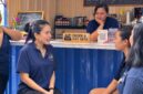 Nikita Mirzani saat menjalani pemeriksaan di Rutan Pondok Bambu yang dibantah Ditjenpas sebagai bentuk intimidasi. (Foto: Dok. Rutan Pondok Bambu)
