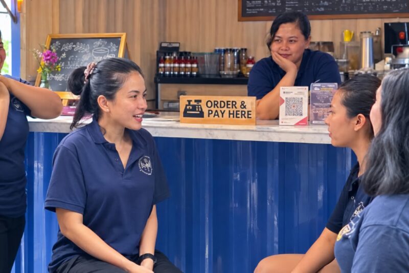 Nikita Mirzani saat menjalani pemeriksaan di Rutan Pondok Bambu yang dibantah Ditjenpas sebagai bentuk intimidasi. (Foto: Dok. Rutan Pondok Bambu)