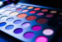 Penggunaan eyeshadow perlu memperhatikan keamanan dan legalitas produk yang digunakan. (Foto: Pexels)
