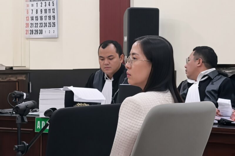 Terungkap di persidangan, Audrey Clarisa menyebut PT Imedco Djaja sebagai produsen White Tomato dan David Lee sebagai Direktur CV Athena Mandiri saat perjanjian kerja sama dibuat. (Foto: Sehatcantik.id/Sbw)