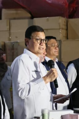 BPOM Bongkar Gudang Kosmetik dan Suplemen Ilegal Rp25 Miliar di Tangerang